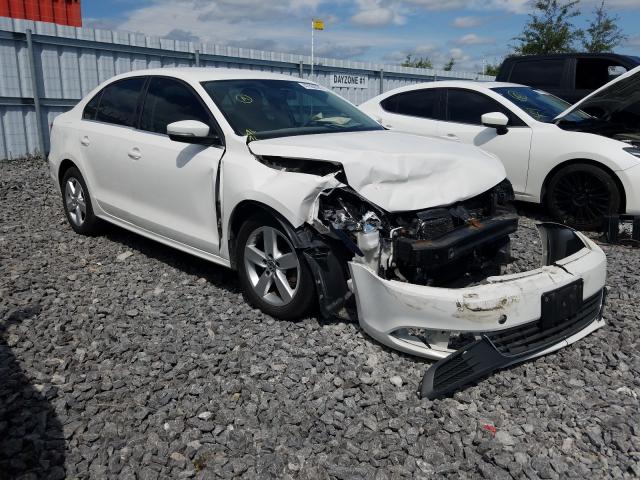 VOLKSWAGEN NULL 2012 3vwdx7aj5cm328851