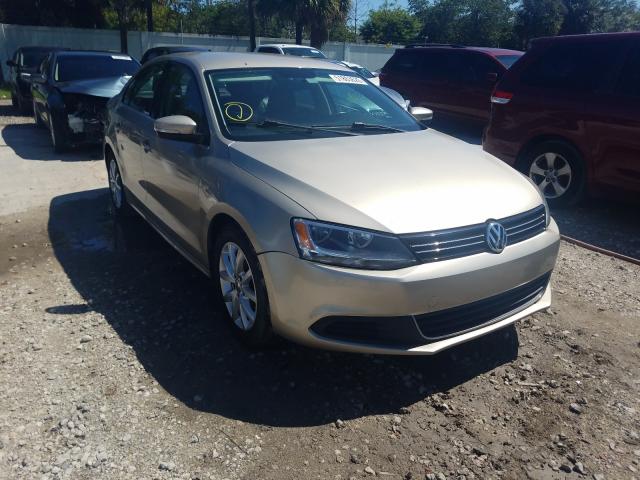 VOLKSWAGEN JETTA SE 2013 3vwdx7aj8dm231872