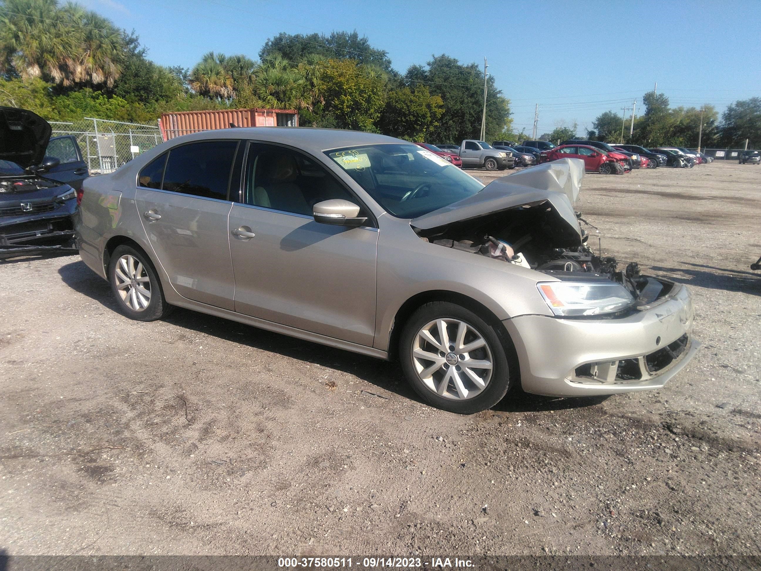 VOLKSWAGEN JETTA 2013 3vwdx7aj8dm232732