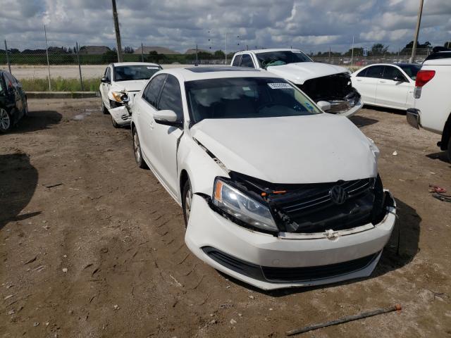 VOLKSWAGEN JETTA SE 2013 3vwdx7aj8dm390990