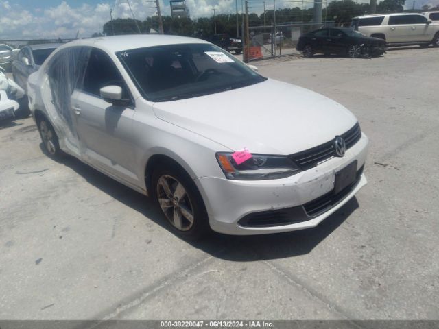 VOLKSWAGEN NULL 2012 3vwdx7ajxcm428251