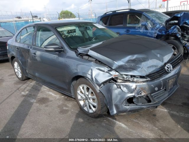 VOLKSWAGEN NULL 2011 3vwdz7aj5bm330804