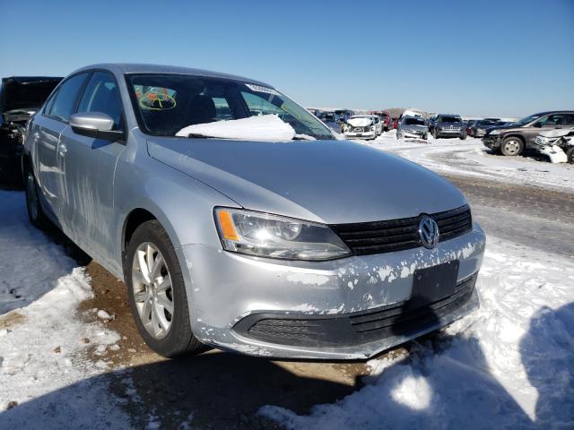 VOLKSWAGEN NULL 2011 3vwdz7aj6bm395709