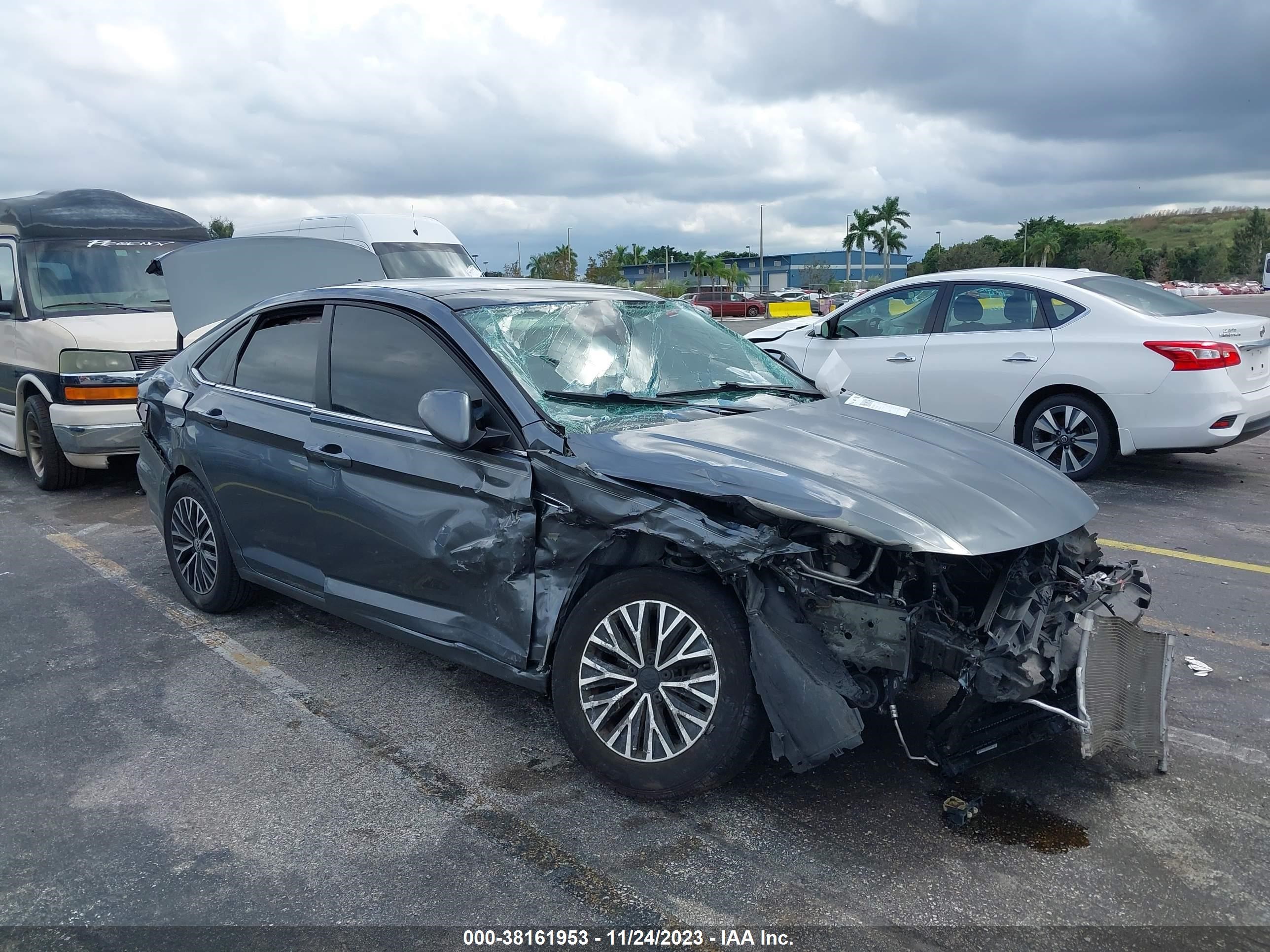 VOLKSWAGEN JETTA 2019 3vwe57bu3km066720