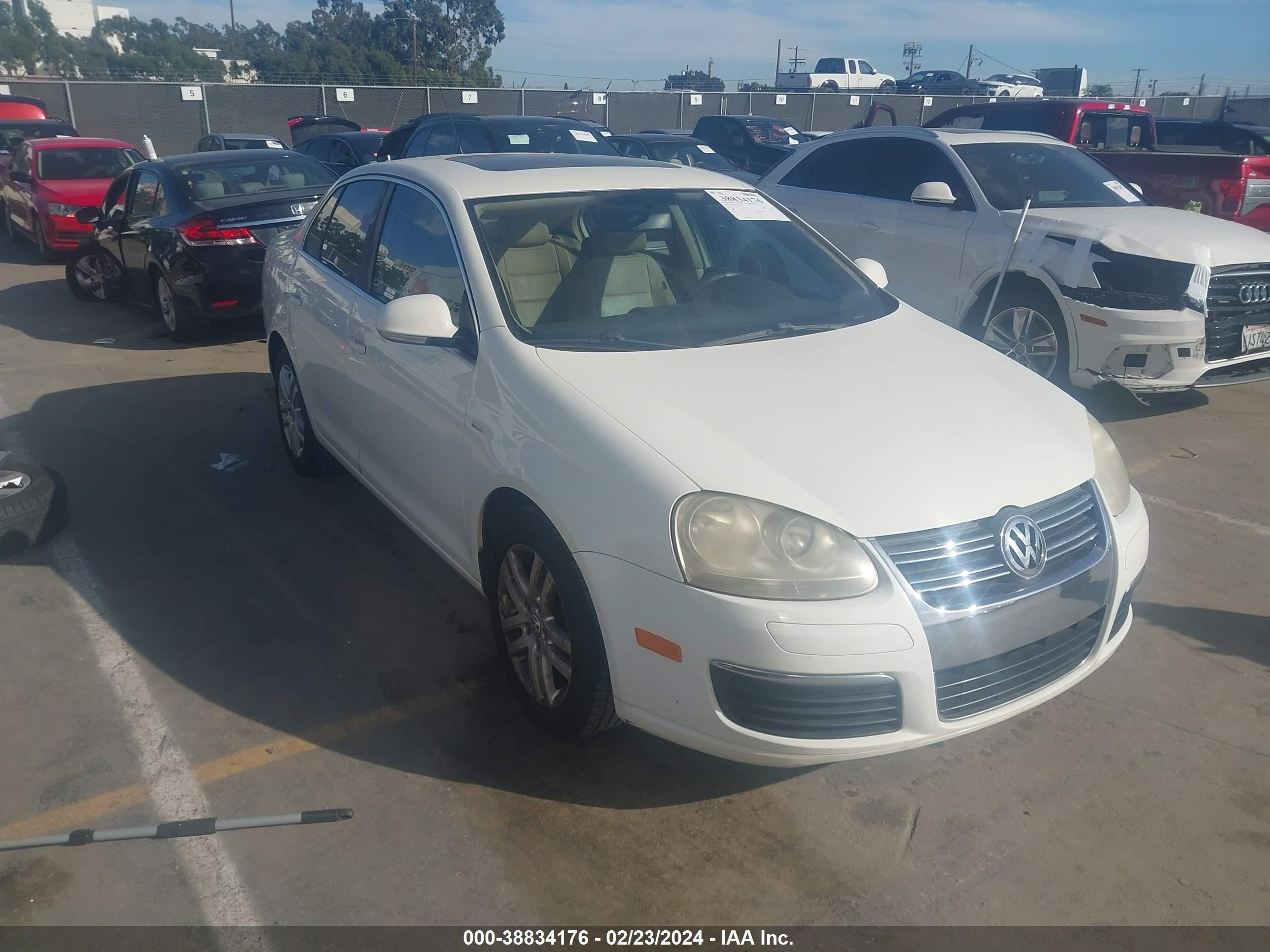 VOLKSWAGEN JETTA 2007 3vwef71k27m148202