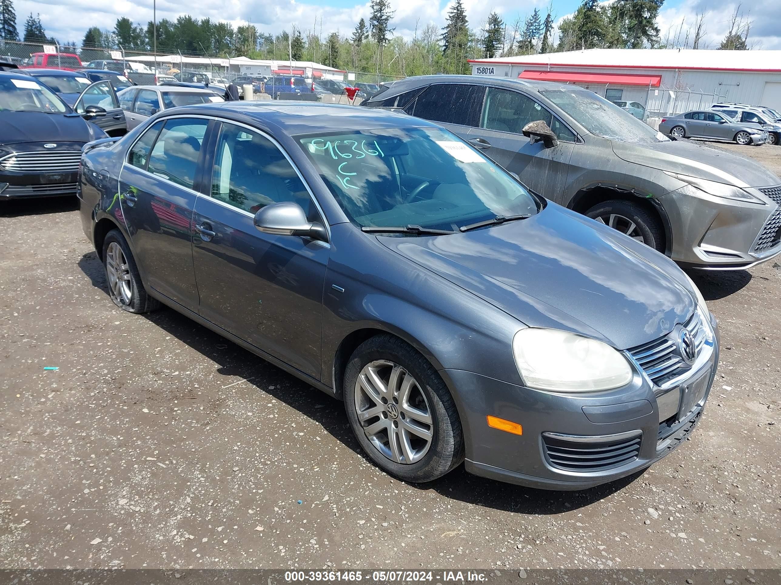 VOLKSWAGEN JETTA 2007 3vwef71k37m164120