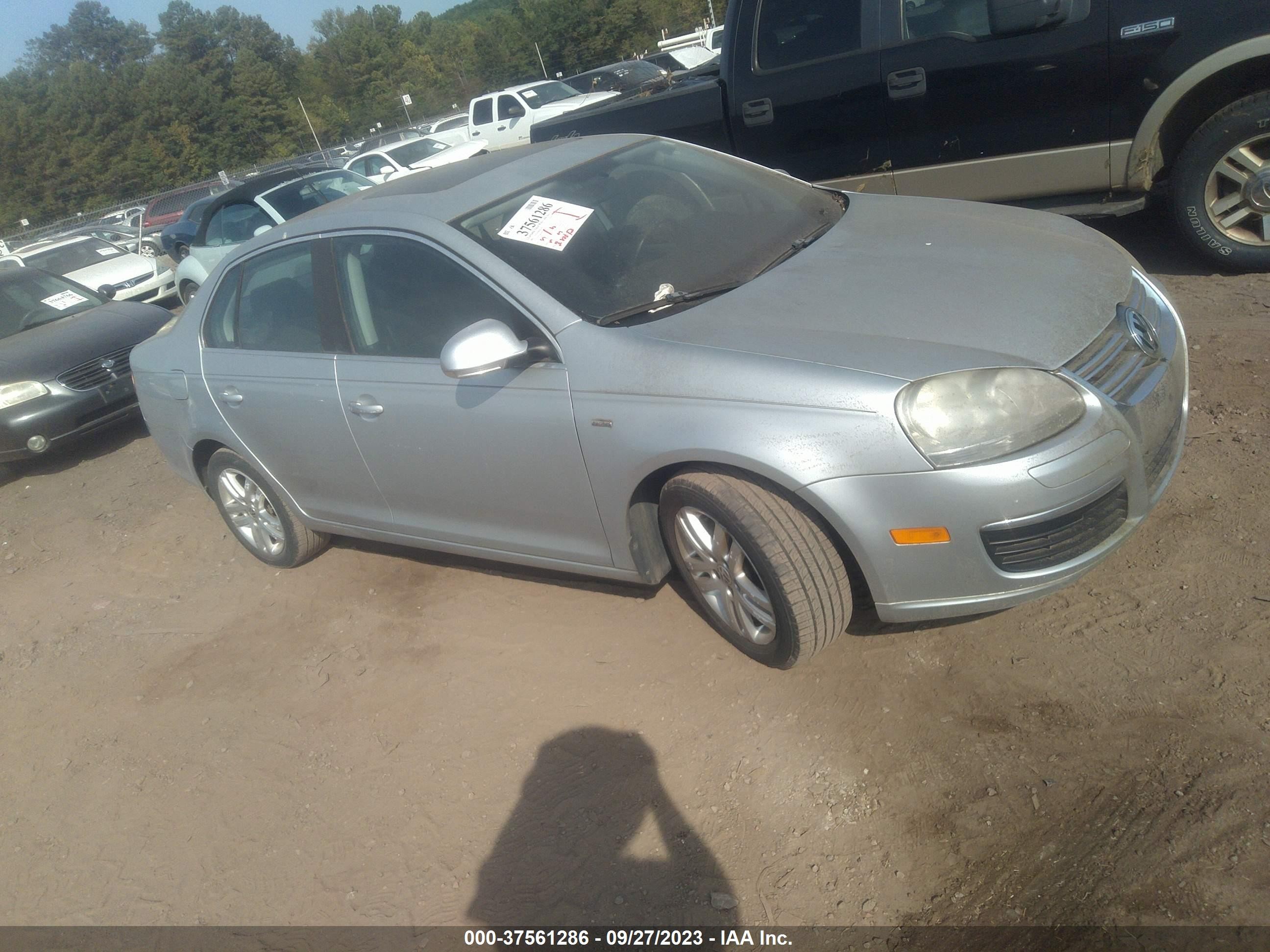 VOLKSWAGEN JETTA 2007 3vwef71k47m077259