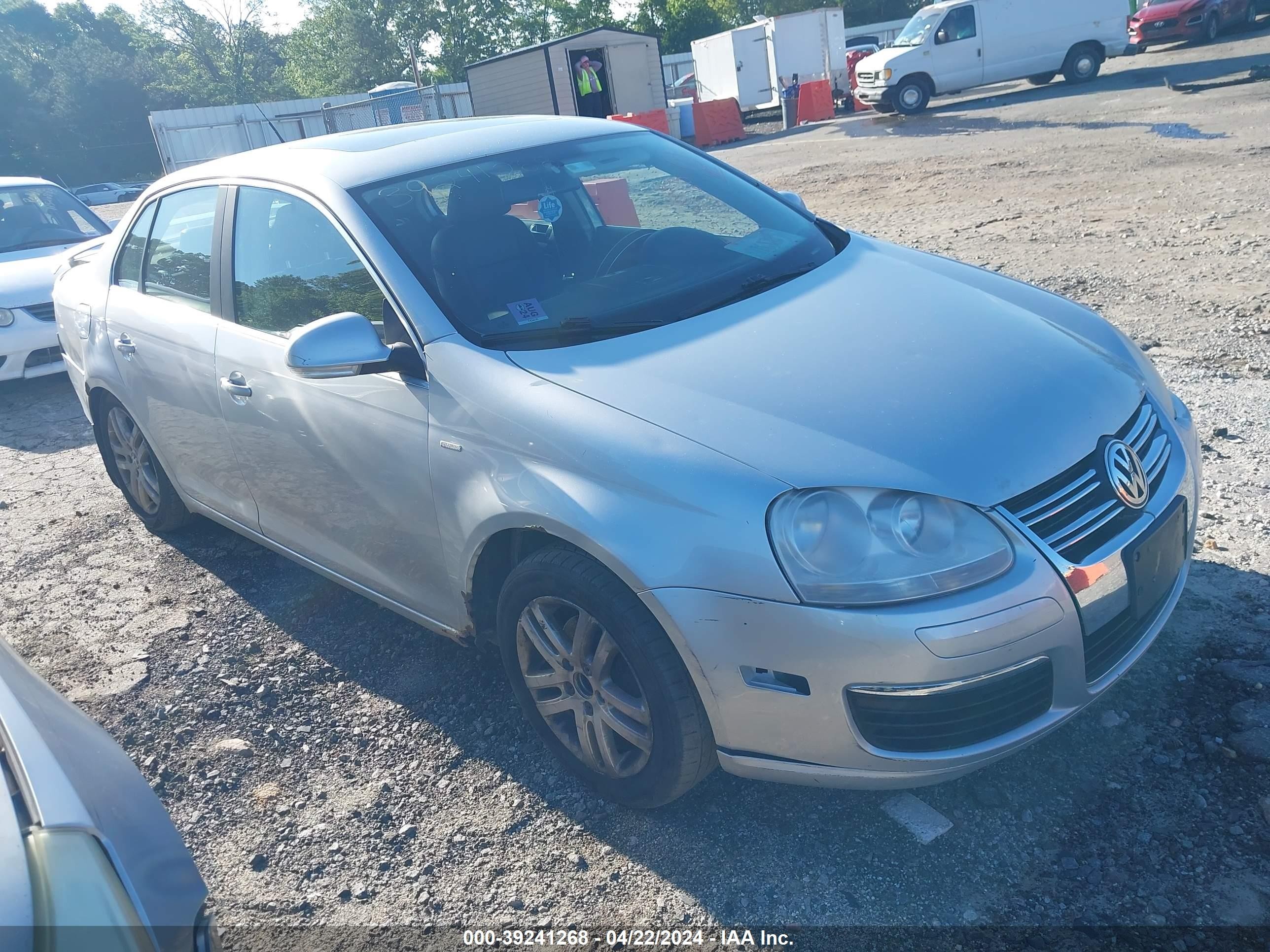 VOLKSWAGEN JETTA 2007 3vwef71kx7m202328