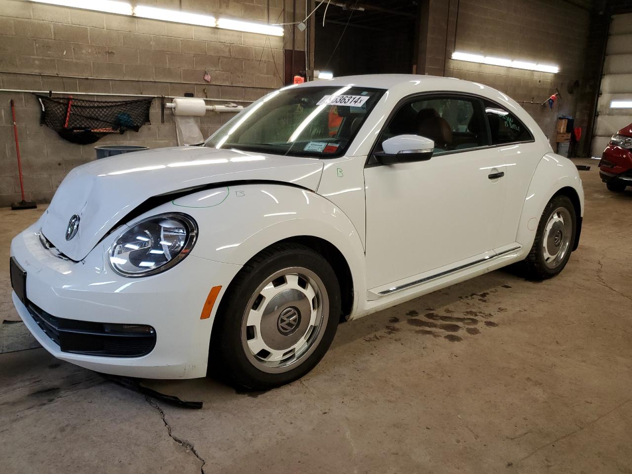 VOLKSWAGEN BEETLE 2015 3vwf17at4fm653300