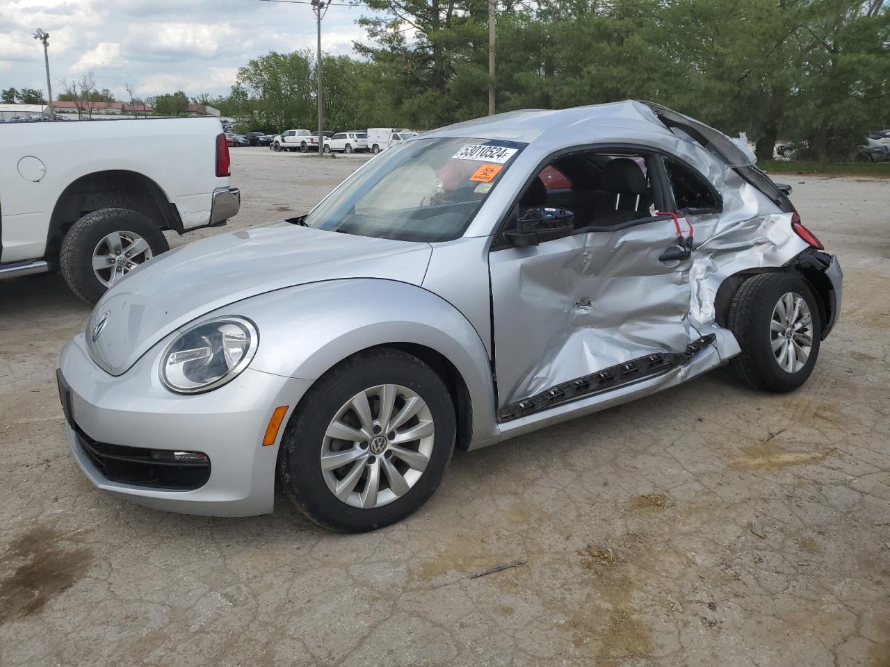 VOLKSWAGEN BEETLE 2016 3vwf17at5gm601305