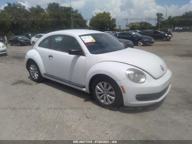 VOLKSWAGEN BEETLE COUPE 2015 3vwf17at7fm638158