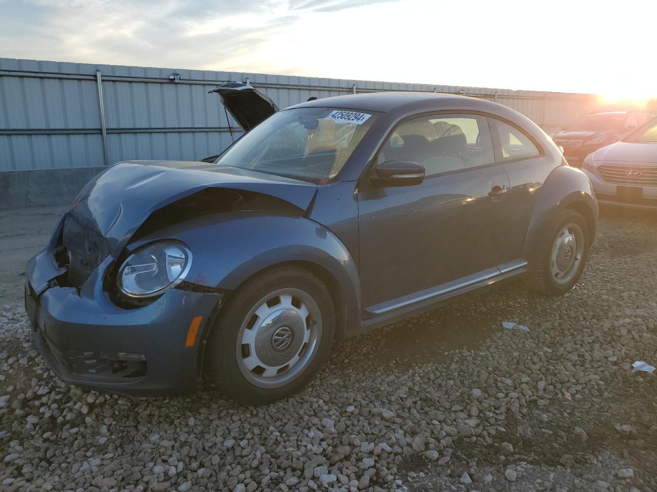 VOLKSWAGEN BEETLE 2016 3vwf17at7gm631745