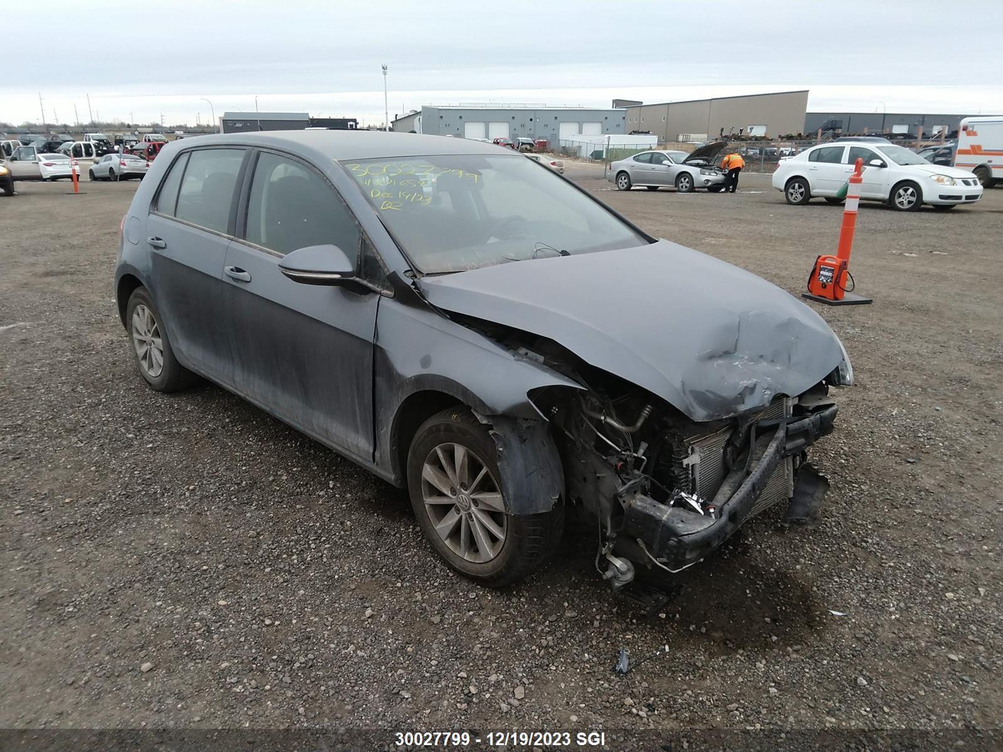 VOLKSWAGEN GOLF 2018 3vwg17au4jm271659