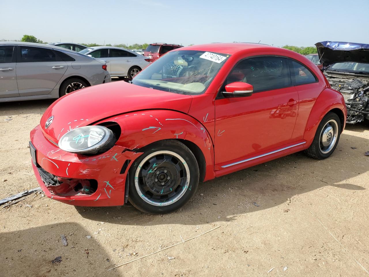 VOLKSWAGEN BEETLE 2014 3vwj07at5em661191