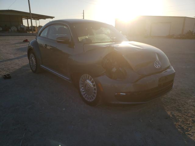 VOLKSWAGEN BEETLE SE 2016 3vwj07at8gm635459