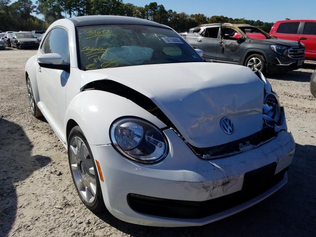 VOLKSWAGEN BEETLE SE 2016 3vwj17at0gm638059