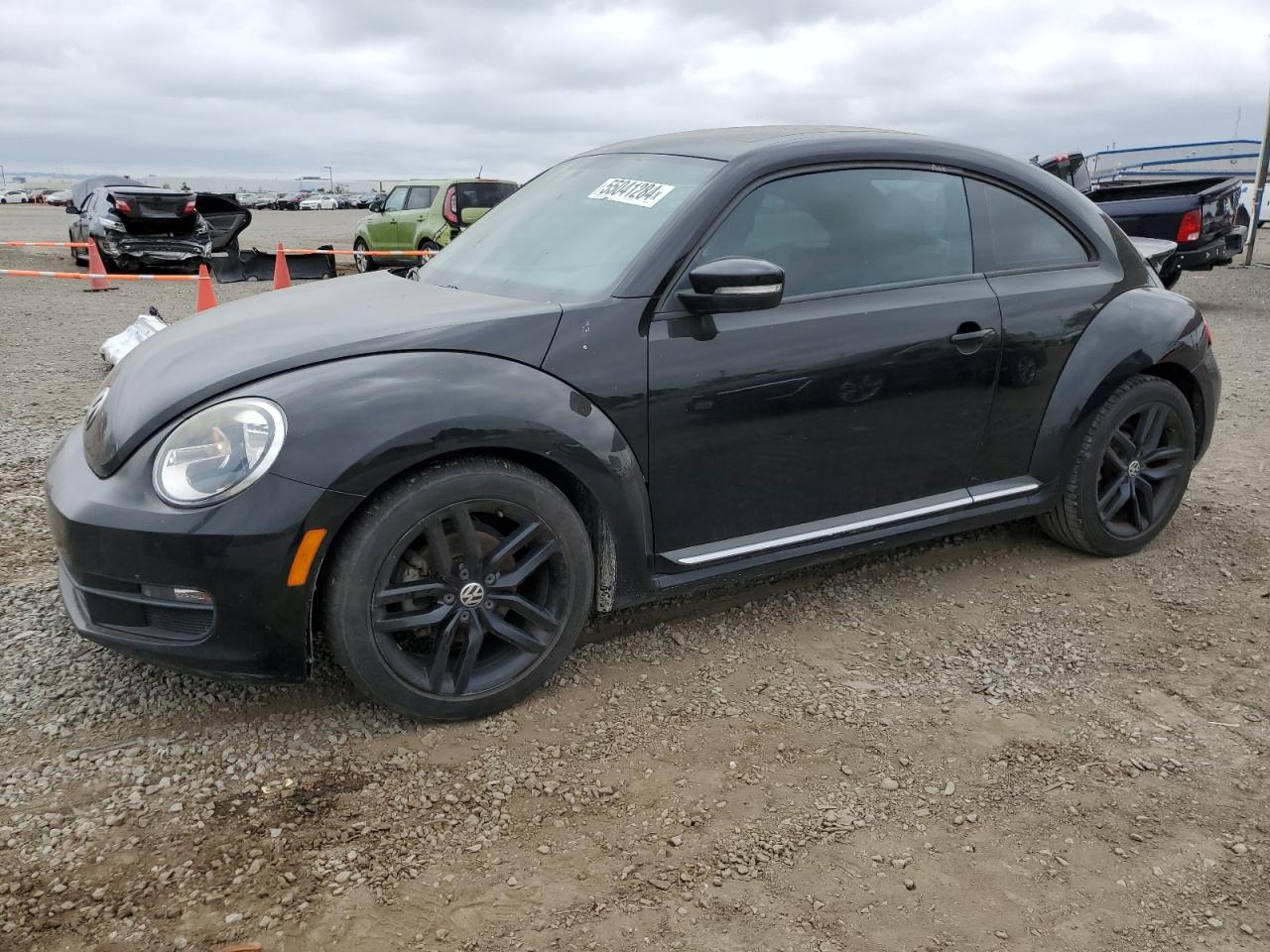 VOLKSWAGEN BEETLE 2015 3vwj17at4fm625877