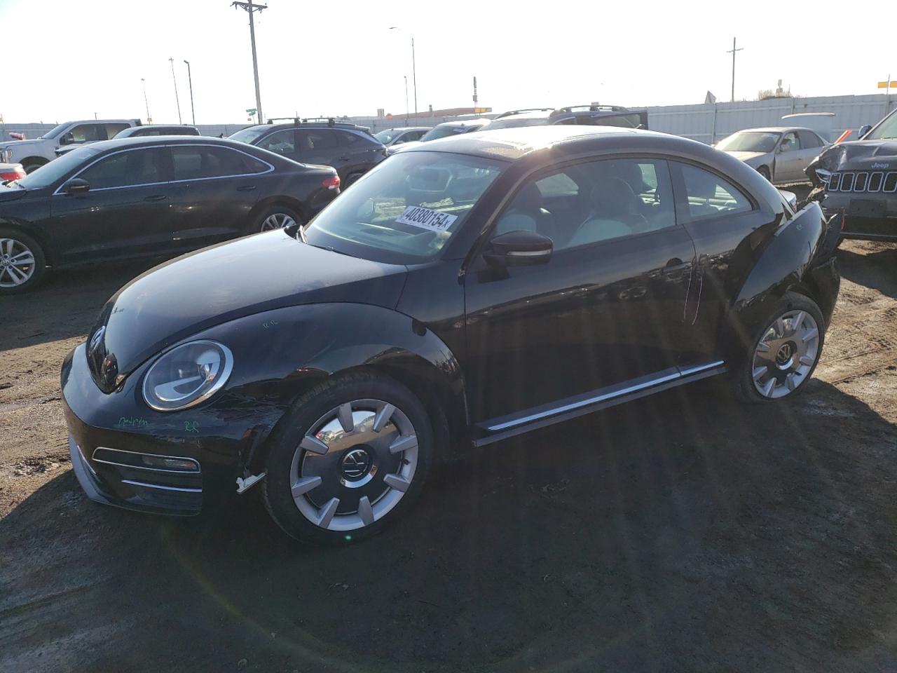 VOLKSWAGEN BEETLE 2017 3vwj17at4hm615420