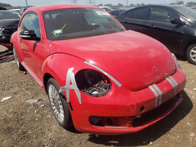 VOLKSWAGEN BEETLE SE 2016 3vwj17at6gm617085