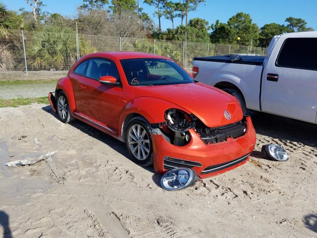 VOLKSWAGEN BEETLE SE 2017 3vwj17atxhm628558