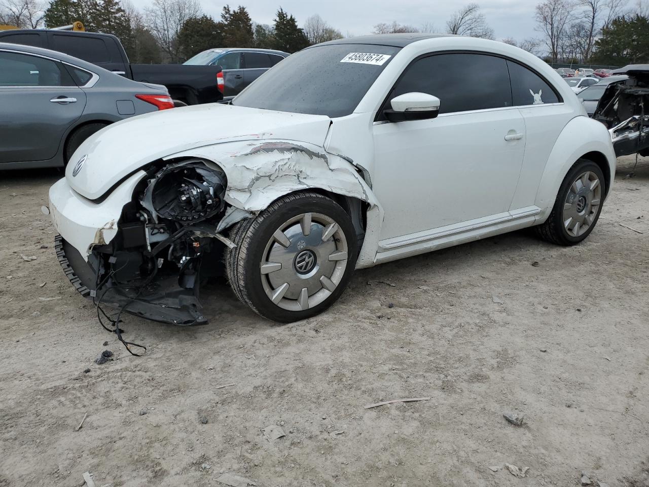 VOLKSWAGEN BEETLE SE 2018 3vwjd7at1jm727458