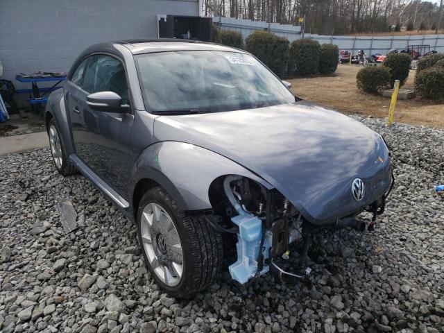 VOLKSWAGEN BEETLE SE 2019 3vwjd7at2km708659