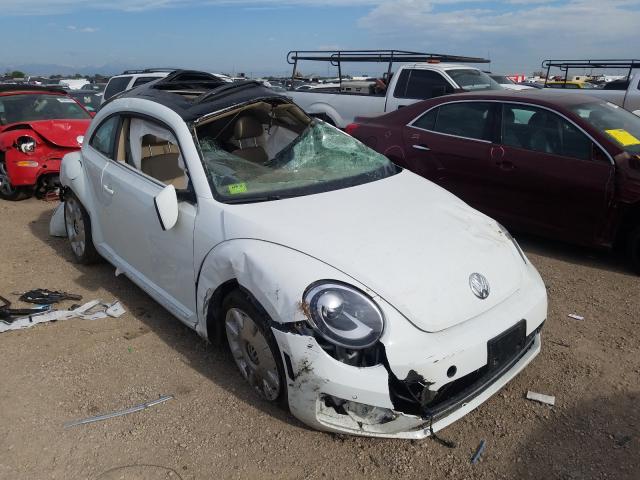 VOLKSWAGEN BEETLE SE 2019 3vwjd7at8km719813