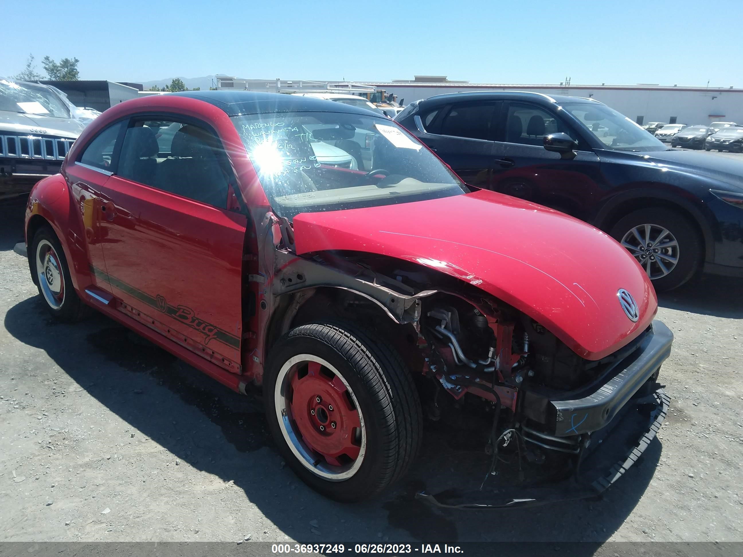 VOLKSWAGEN BEETLE 2018 3vwjd7at9jm701058