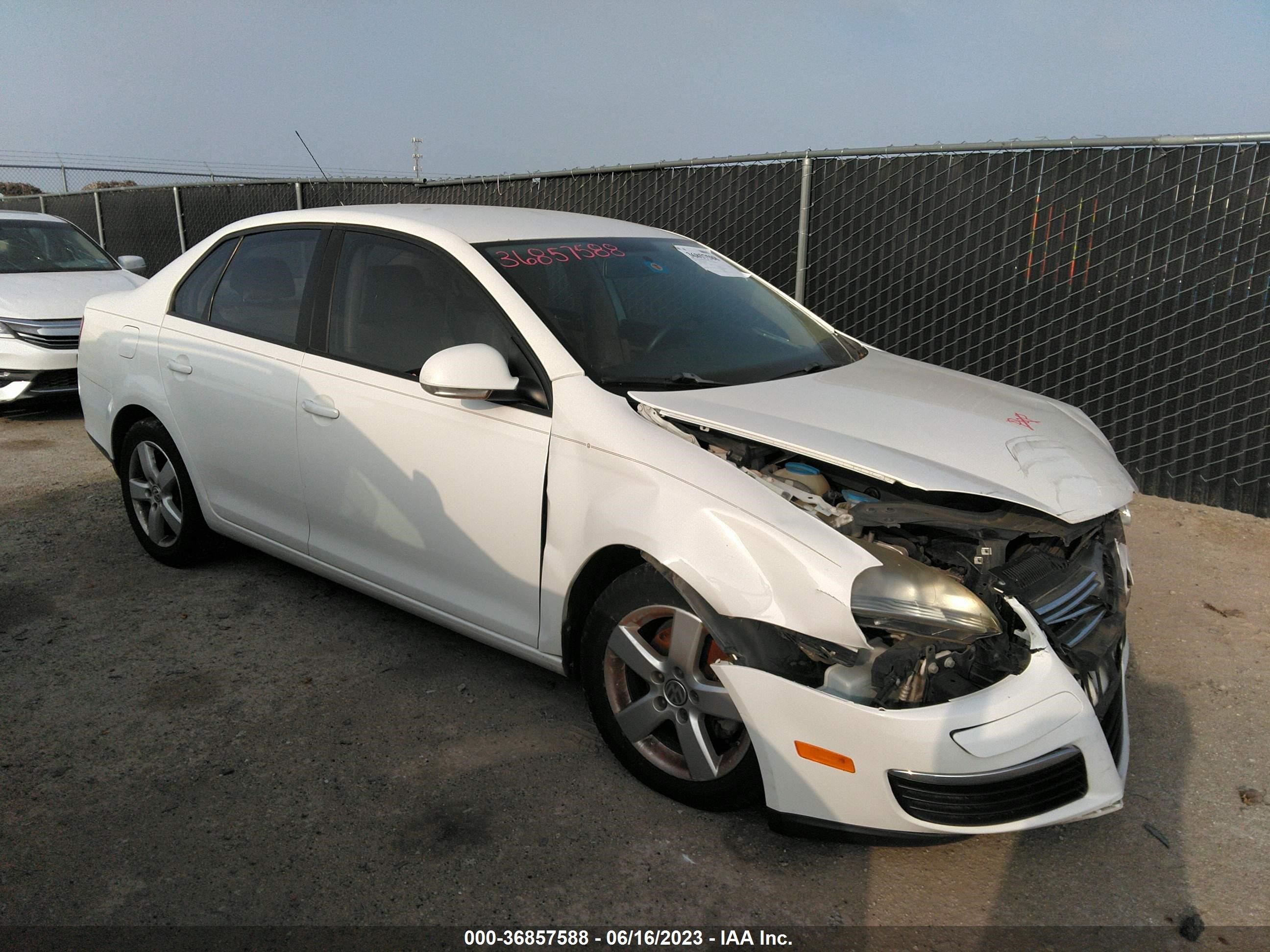 VOLKSWAGEN JETTA 2009 3vwjm71k49m170032