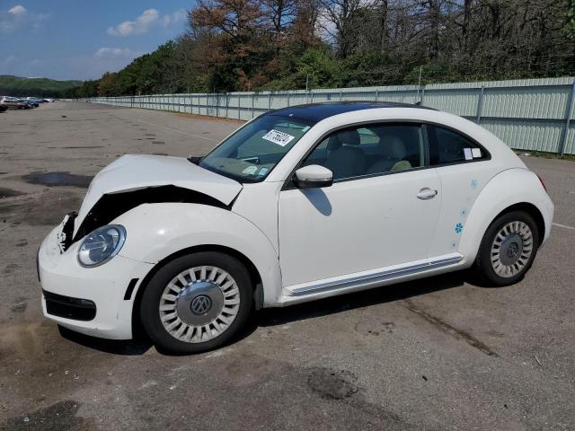 VOLKSWAGEN BEETLE 2014 3vwjp7at1em601260