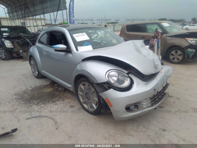 VOLKSWAGEN BEETLE COUPE 2013 3vwjx7at2dm686429