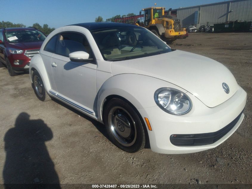 VOLKSWAGEN BEETLE 2013 3vwjx7at3dm611786