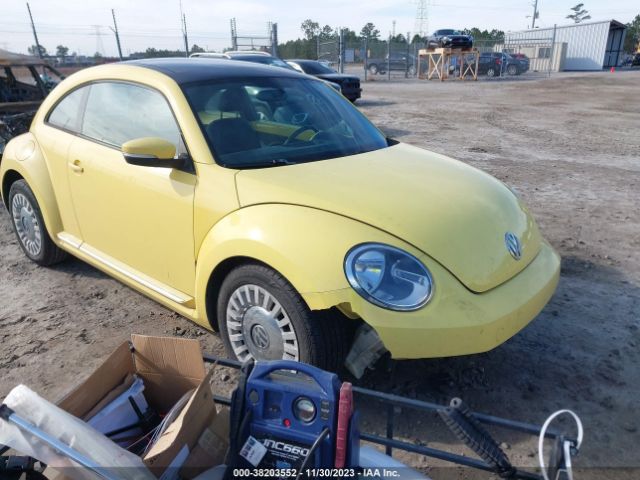 VOLKSWAGEN BEETLE 2013 3vwjx7at6dm681170