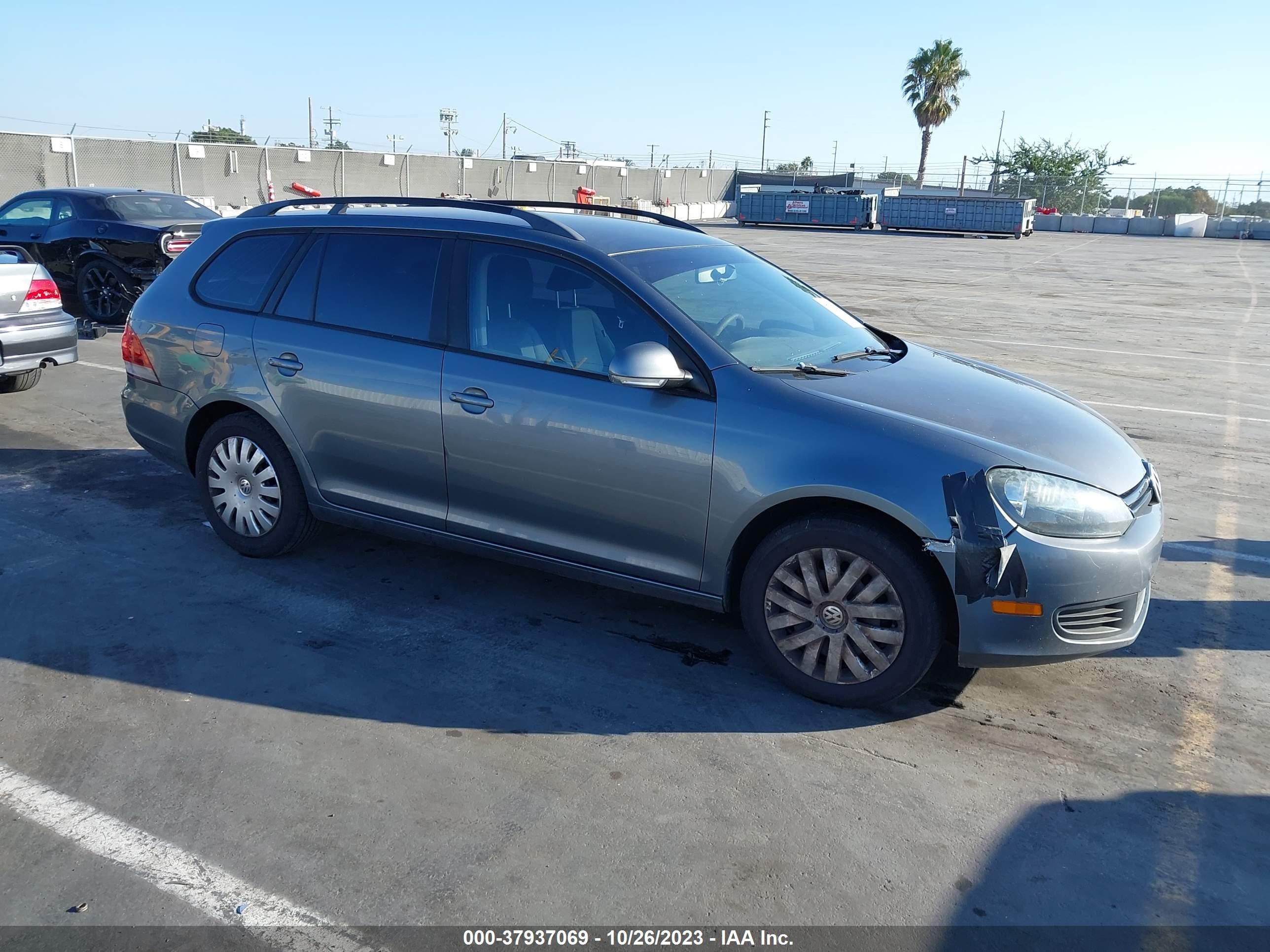 VOLKSWAGEN JETTA 2010 3vwkz8aj4am672420