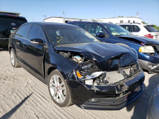 VOLKSWAGEN NULL 2015 3vwl07aj0fm326140