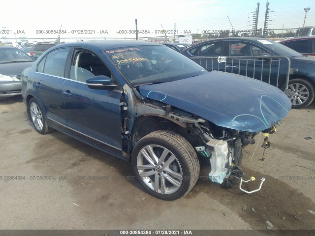 VOLKSWAGEN JETTA 2017 3vwl17aj4hm215364