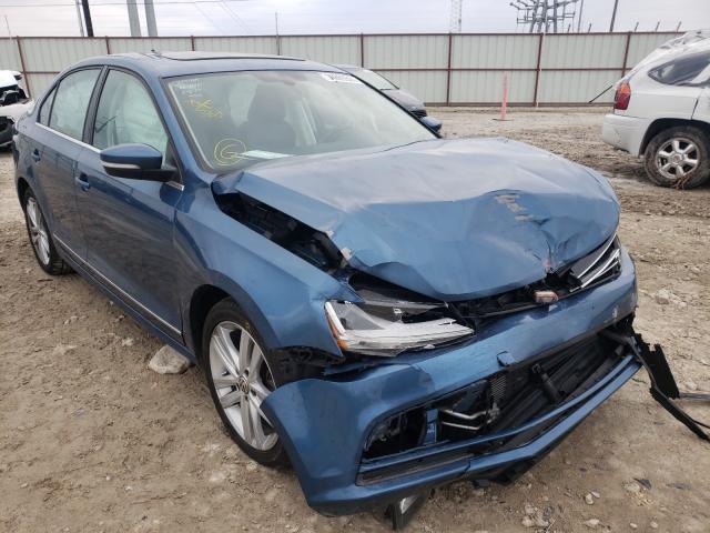 VOLKSWAGEN NULL 2017 3vwl17aj4hm245271