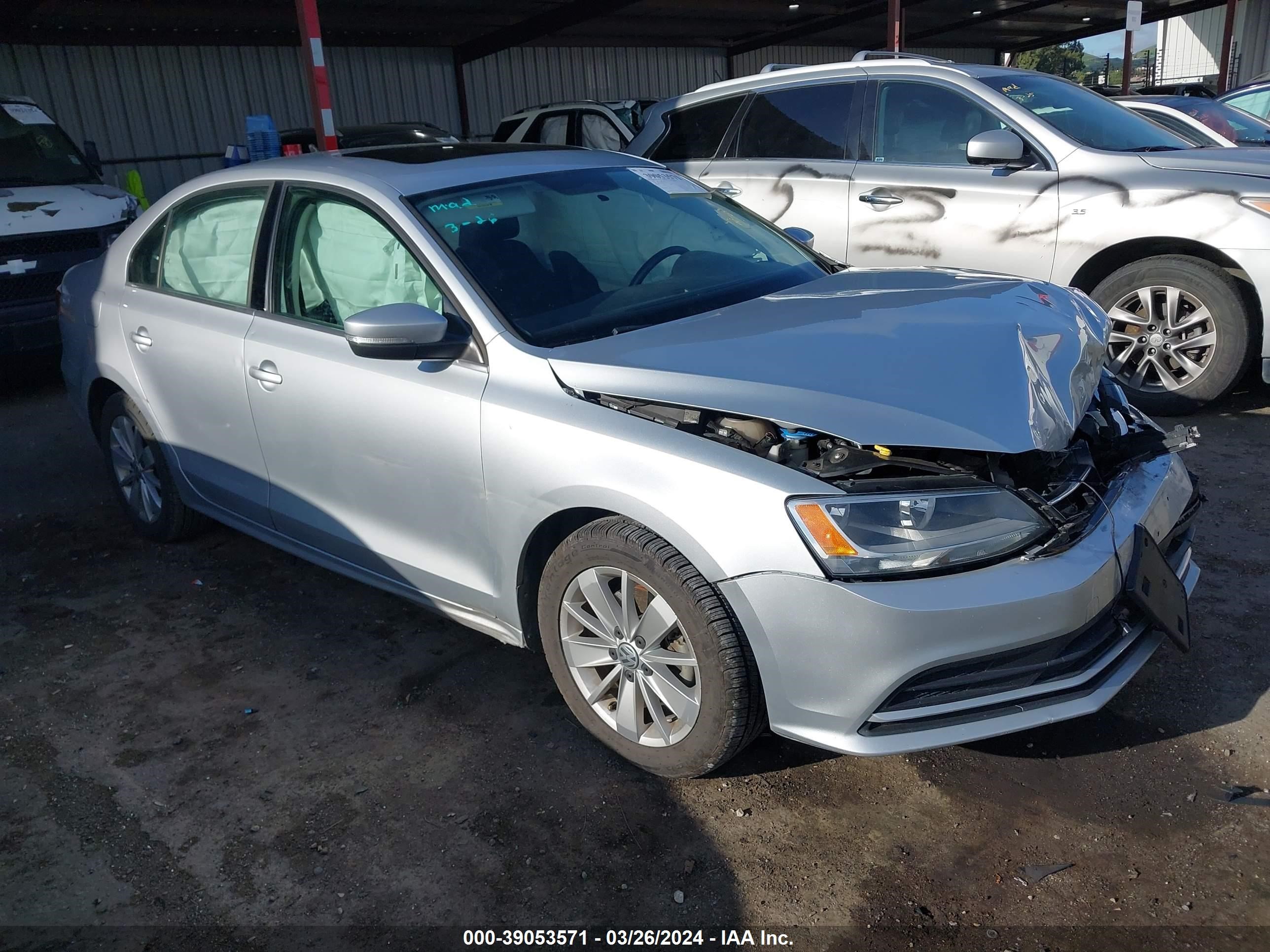 VOLKSWAGEN JETTA 2015 3vwla7aj1fm273610