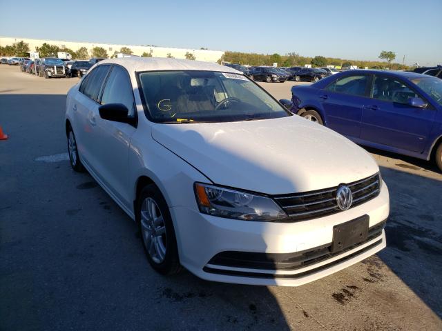 VOLKSWAGEN NULL 2015 3vwla7aj4fm205401