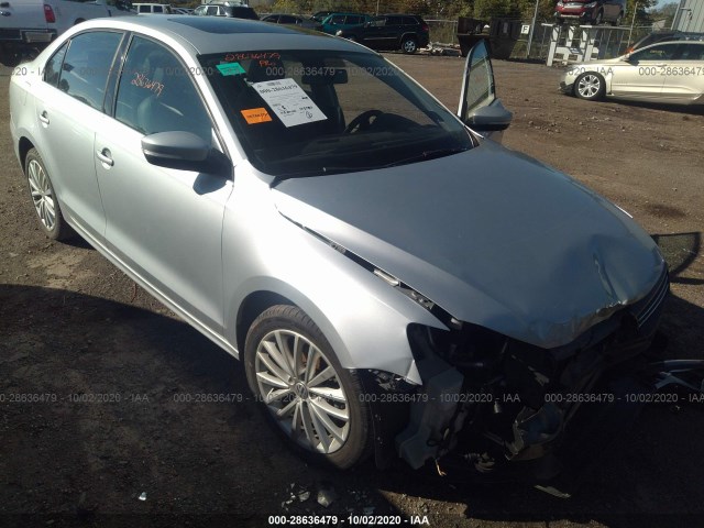 VOLKSWAGEN NULL 2013 3vwll7aj2dm354784