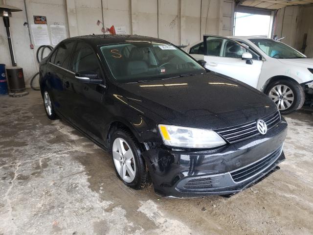 VOLKSWAGEN NULL 2013 3vwll7aj2dm416698