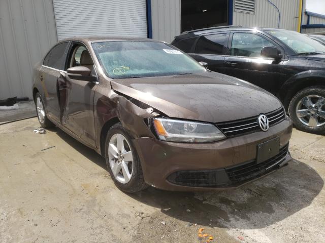 VOLKSWAGEN NULL 2013 3vwll7aj2dm430732