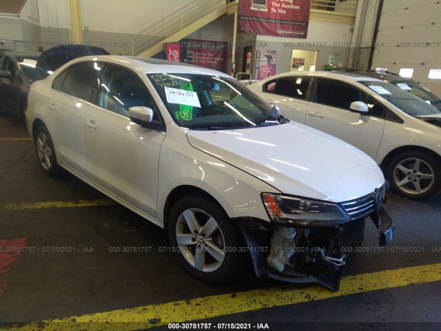 VOLKSWAGEN JETTA SEDAN 2014 3vwll7aj2em390170