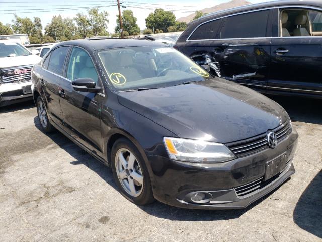 VOLKSWAGEN NULL 2014 3vwll7aj3em408398