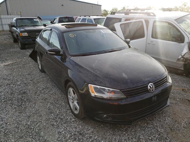 VOLKSWAGEN NULL 2012 3vwll7aj4cm380124