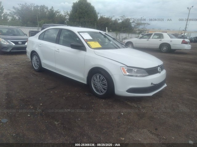 VOLKSWAGEN NULL 2014 3vwll7aj4em308813