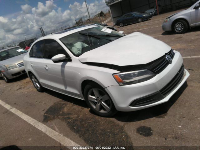 VOLKSWAGEN JETTA SEDAN 2014 3vwll7aj4em399419