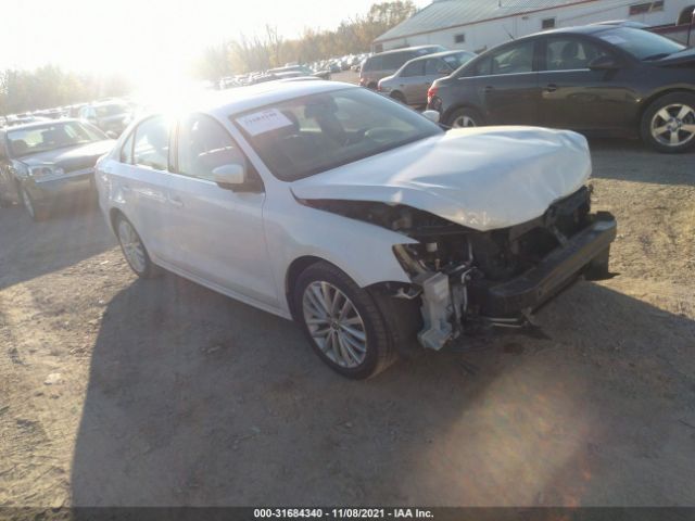 VOLKSWAGEN NULL 2014 3vwll7aj4em409933