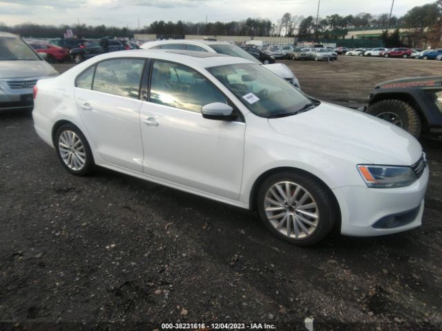 VOLKSWAGEN JETTA 2014 3vwll7aj4em410760