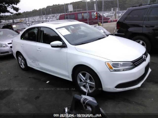 VOLKSWAGEN JETTA SEDAN 2014 3vwll7aj4em432774